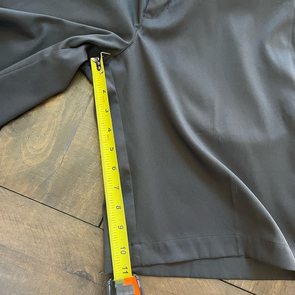 Nike Tour Performance Dri-Fit Golf Shorts - Picture 7 of 7